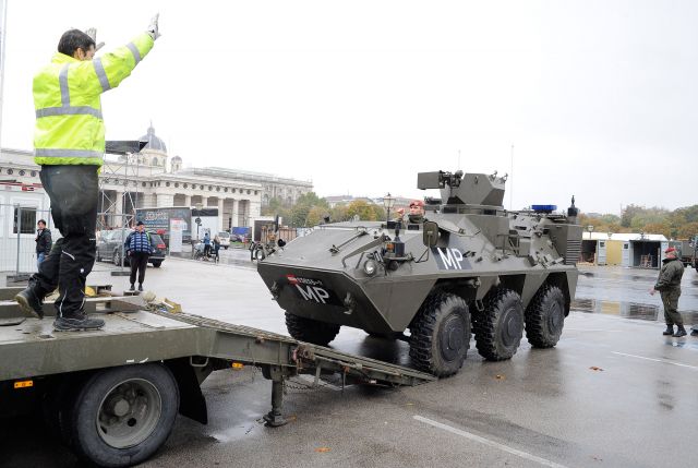 Bildgröße auf die Monitorauflösung (640x480 px) optimiert