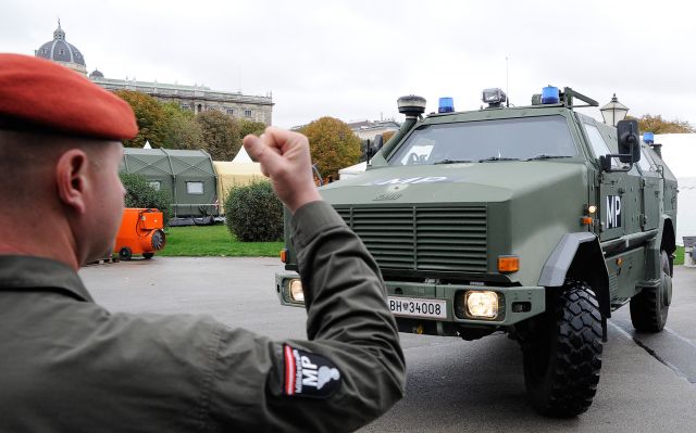 Bildgröße auf die Monitorauflösung (640x480 px) optimiert