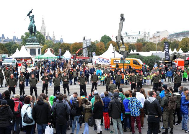 Bildgröße auf die Monitorauflösung (640x480 px) optimiert