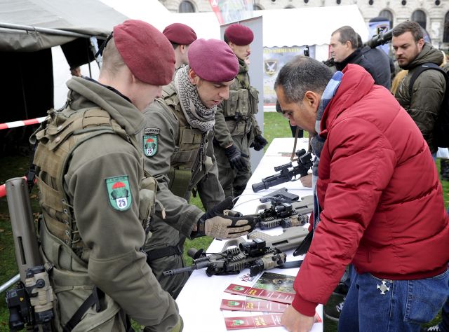 Bildgr&ouml;&szlig;e auf die Monitoraufl&ouml;sung (640x480 px) optimiert