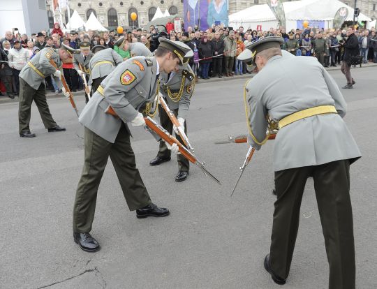 Bildgr&ouml;&szlig;e auf die Monitoraufl&ouml;sung (640x480 px) optimiert