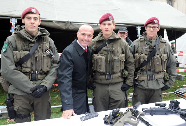 Bildgröße auf die Monitorauflösung (640x480 px) optimiert