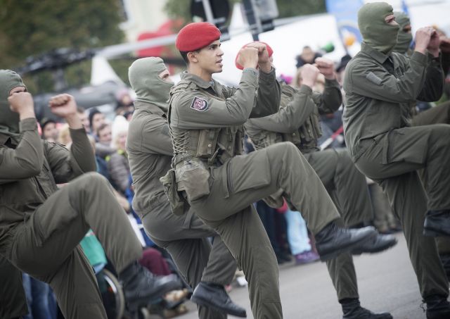 Bildgr&ouml;&szlig;e auf die Monitoraufl&ouml;sung (640x480 px) optimiert