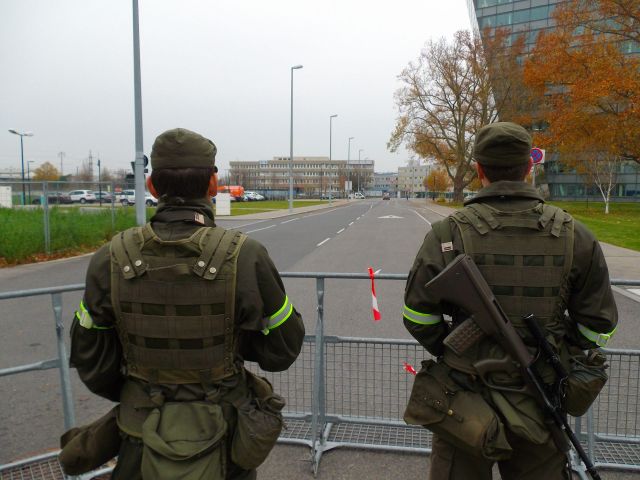Bildgröße auf die Monitorauflösung (640x480 px) optimiert
