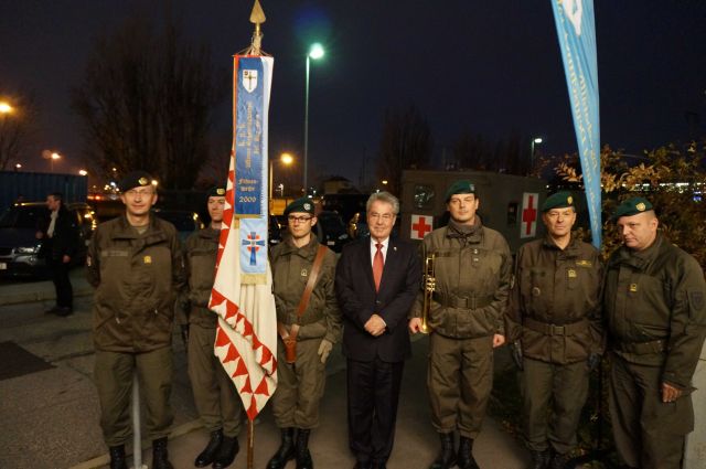 Bildgröße auf die Monitorauflösung (640x480 px) optimiert