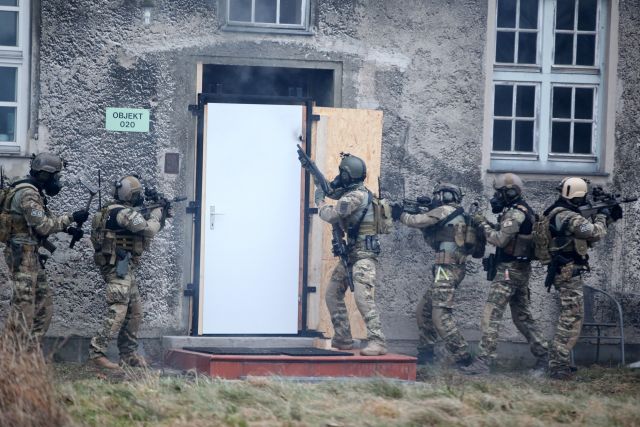 Bildgröße auf die Monitorauflösung (640x480 px) optimiert