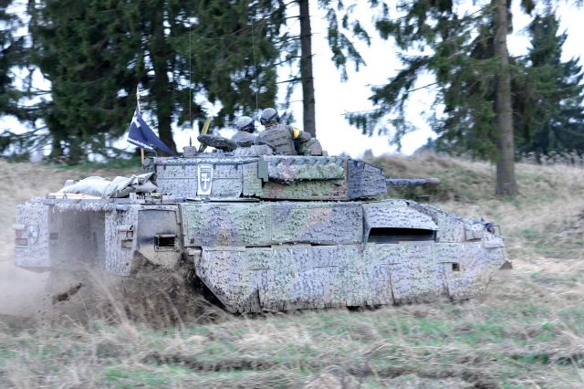 Bildgröße auf die Monitorauflösung (640x480 px) optimiert