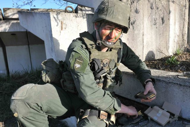 Bildgröße auf die Monitorauflösung (640x480 px) optimiert