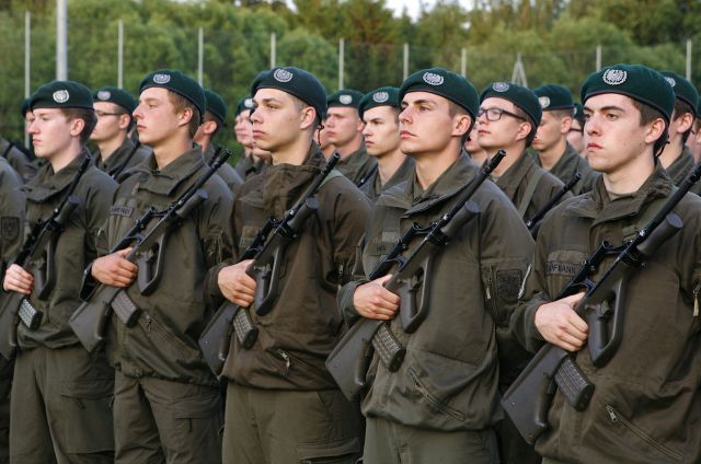 Bildname: 20150529_201346.jpg, momentane Bildgröße: 640x424 px Bildgröße auf die Monitorauflösung (640x480 px) optimiert