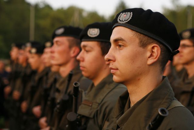 Bildname: 20150529_202720.jpg, momentane Bildgröße: 640x428 px Bildgröße auf die Monitorauflösung (640x480 px) optimiert