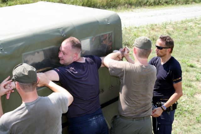 Bildgröße auf die Monitorauflösung (640x480 px) optimiert