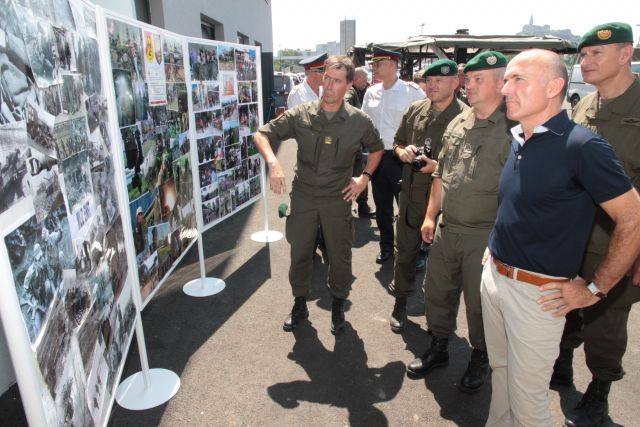 Bildgröße auf die Monitorauflösung (640x480 px) optimiert