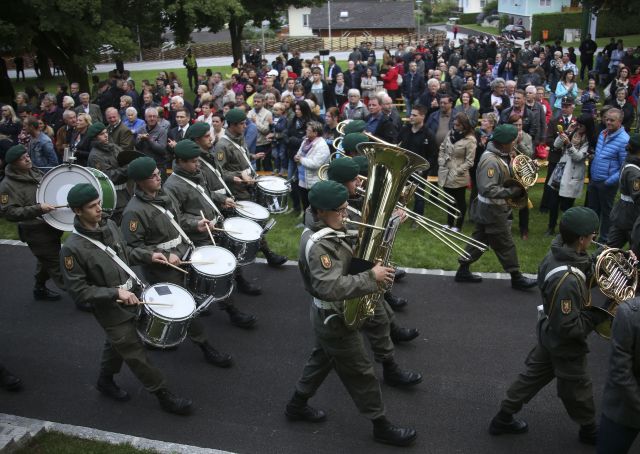 Bildgr&ouml;&szlig;e auf die Monitoraufl&ouml;sung (640x480 px) optimiert