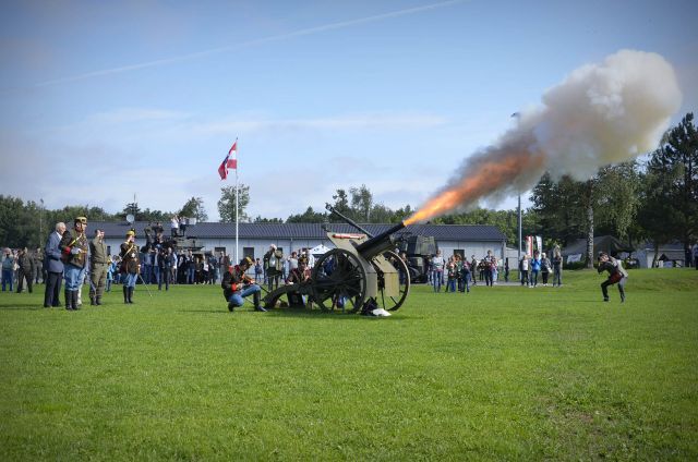 Bildgr&ouml;&szlig;e auf die Monitoraufl&ouml;sung (640x480 px) optimiert