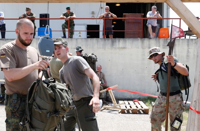 Bildgröße auf die Monitorauflösung (640x480 px) optimiert