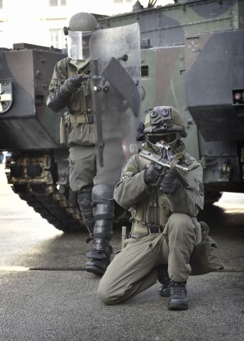 Bildgr&ouml;&szlig;e auf die Monitoraufl&ouml;sung (640x480 px) optimiert