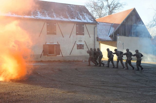 Bildgröße auf die Monitorauflösung (640x480 px) optimiert