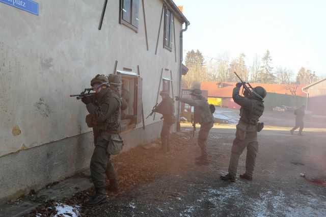 Bildgr&ouml;&szlig;e auf die Monitoraufl&ouml;sung (640x480 px) optimiert