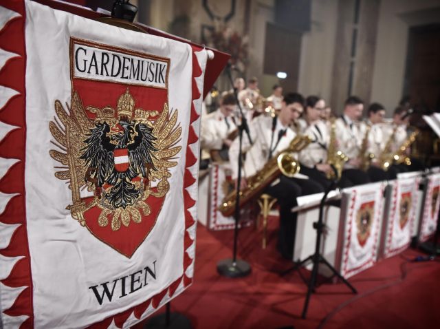 Bildgröße auf die Monitorauflösung (640x480 px) optimiert