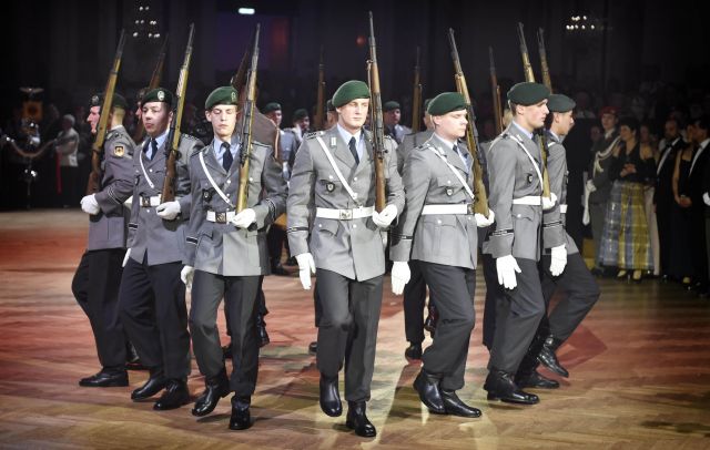 Bildgröße auf die Monitorauflösung (640x480 px) optimiert