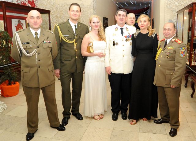 Bildgröße auf die Monitorauflösung (640x480 px) optimiert