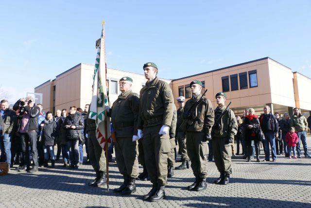 Bildgr&ouml;&szlig;e auf die Monitoraufl&ouml;sung (640x480 px) optimiert