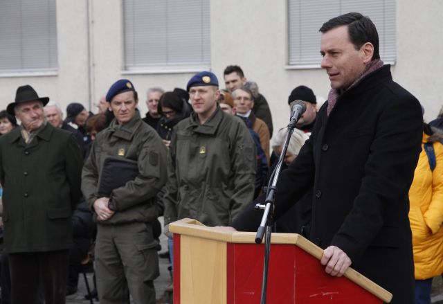 Bildgröße auf die Monitorauflösung (640x480 px) optimiert