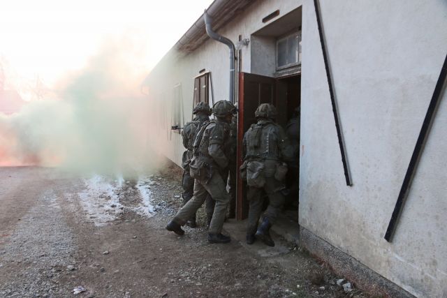 Bildgröße auf die Monitorauflösung (640x480 px) optimiert