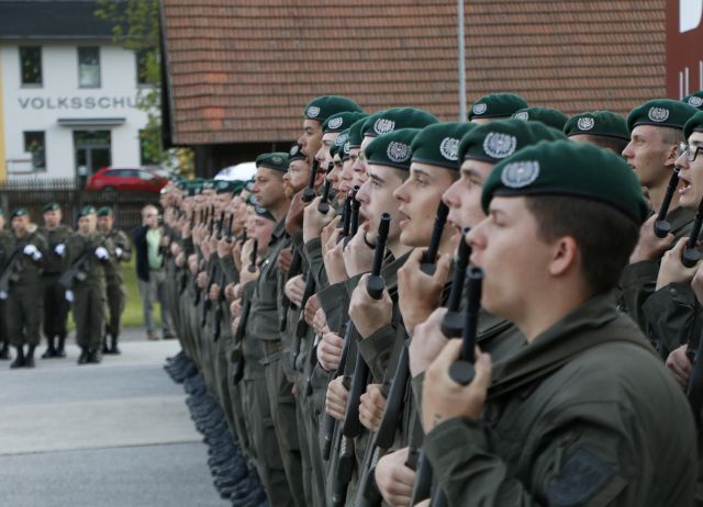Bildgröße auf die Monitorauflösung (640x480 px) optimiert