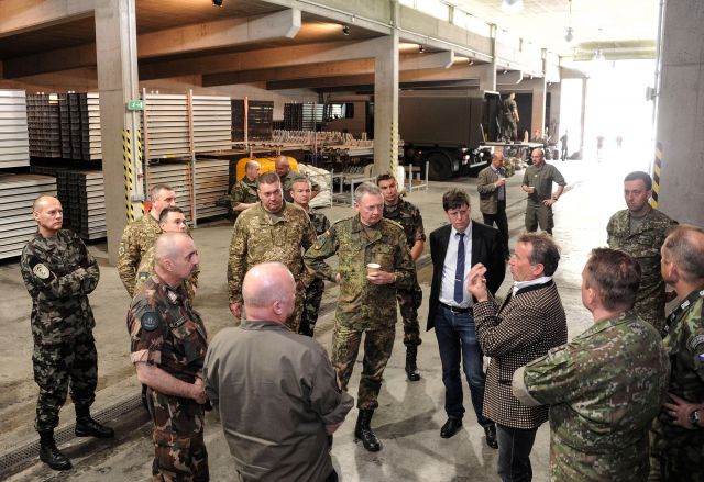 Bildgröße auf die Monitorauflösung (640x480 px) optimiert