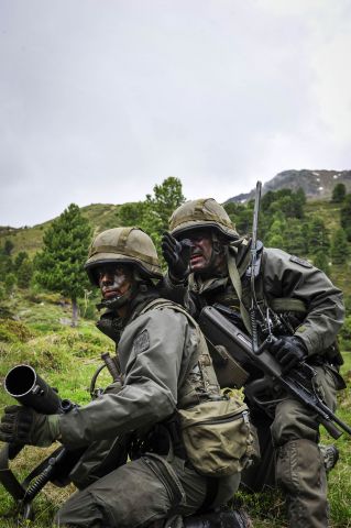 Bildname: 20160608_153609.jpg, momentane Bildgröße: 319x480 px Bildgröße auf die Monitorauflösung (640x480 px) optimiert