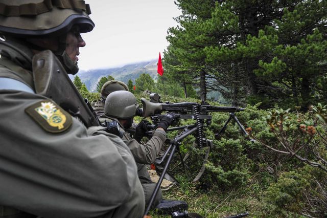 Bildgr&ouml;&szlig;e auf die Monitoraufl&ouml;sung (640x480 px) optimiert