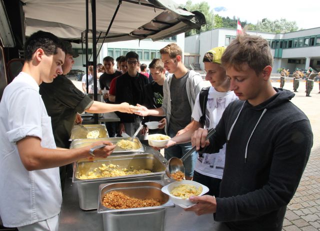 Bildgröße auf die Monitorauflösung (640x480 px) optimiert