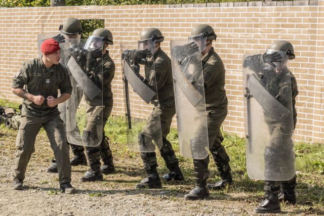 Bildgr&ouml;&szlig;e auf die Monitoraufl&ouml;sung (640x480 px) optimiert