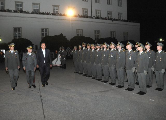 Bildgröße auf die Monitorauflösung (640x480 px) optimiert