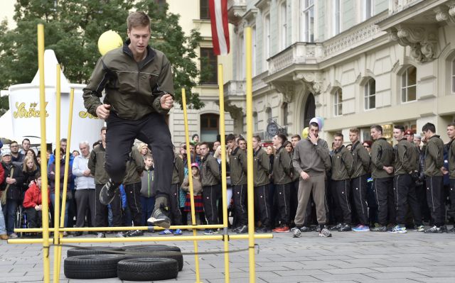 Bildgr&ouml;&szlig;e auf die Monitoraufl&ouml;sung (640x480 px) optimiert