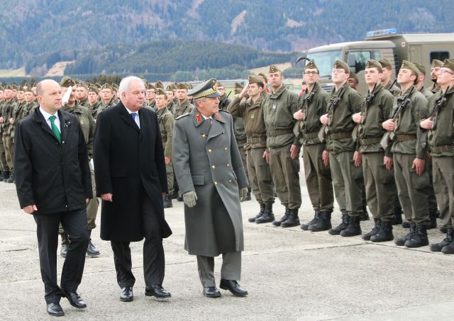 Bildgröße auf die Monitorauflösung (640x480 px) optimiert