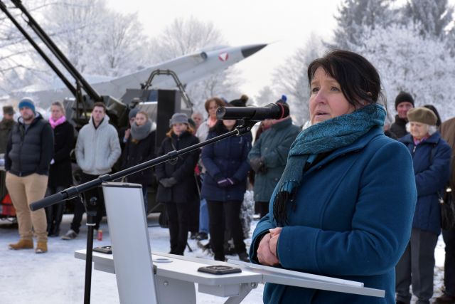 Bildgröße auf die Monitorauflösung (640x480 px) optimiert