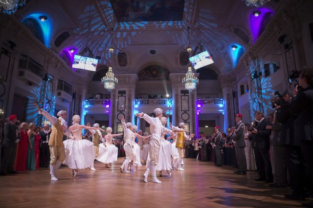 Bildgröße auf die Monitorauflösung (640x480 px) optimiert