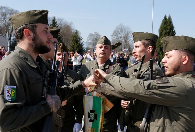 Bildgr&ouml;&szlig;e auf die Monitoraufl&ouml;sung (640x480 px) optimiert