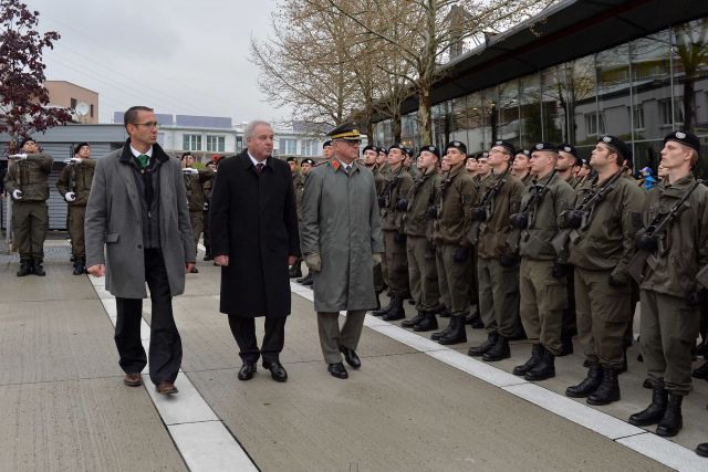 Bildgröße auf die Monitorauflösung (640x480 px) optimiert