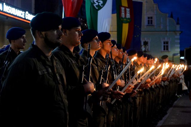 Bildgr&ouml;&szlig;e auf die Monitoraufl&ouml;sung (640x480 px) optimiert