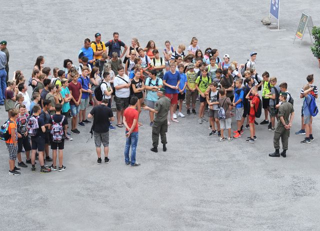 Bildgröße auf die Monitorauflösung (640x480 px) optimiert