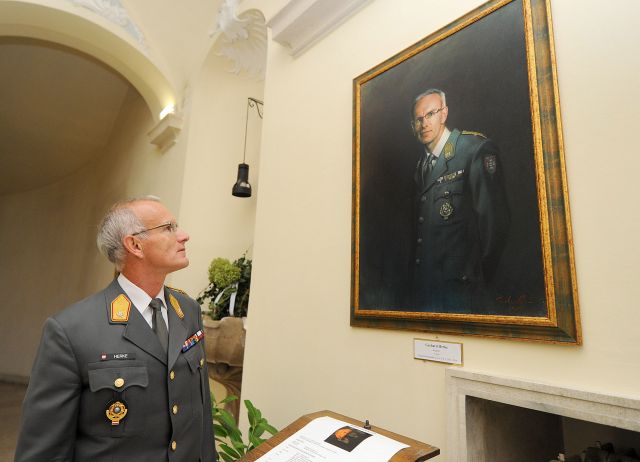 Bildgröße auf die Monitorauflösung (640x480 px) optimiert