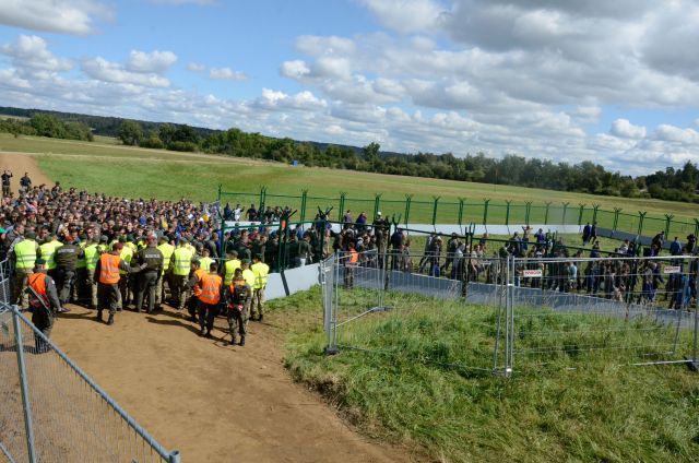 Bildgr&ouml;&szlig;e auf die Monitoraufl&ouml;sung (640x480 px) optimiert