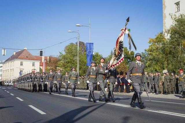 Bildgröße auf die Monitorauflösung (640x480 px) optimiert