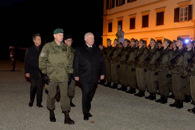 Bildgröße auf die Monitorauflösung (640x480 px) optimiert