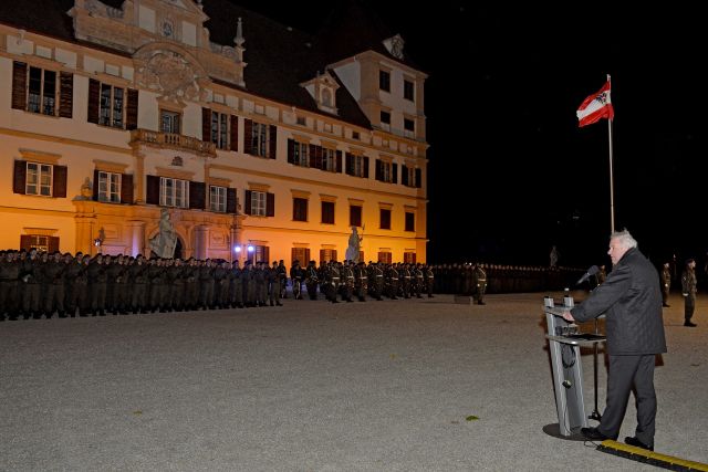 Bildgröße auf die Monitorauflösung (640x480 px) optimiert