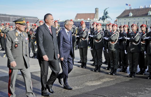 Bildgr&ouml;&szlig;e auf die Monitoraufl&ouml;sung (640x480 px) optimiert