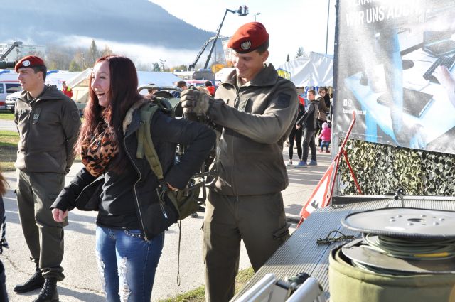 Bildgröße auf die Monitorauflösung (640x480 px) optimiert